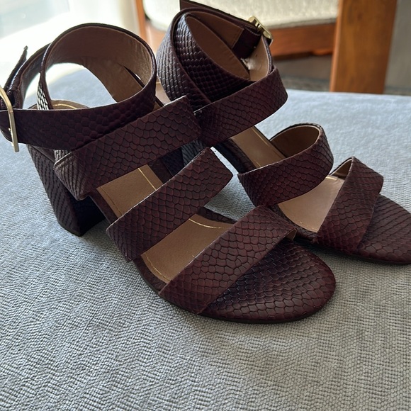 Vionic - Burgandy Blaire Open Toed Strap Ankle Heel 8.5 - Picture 2 of 7